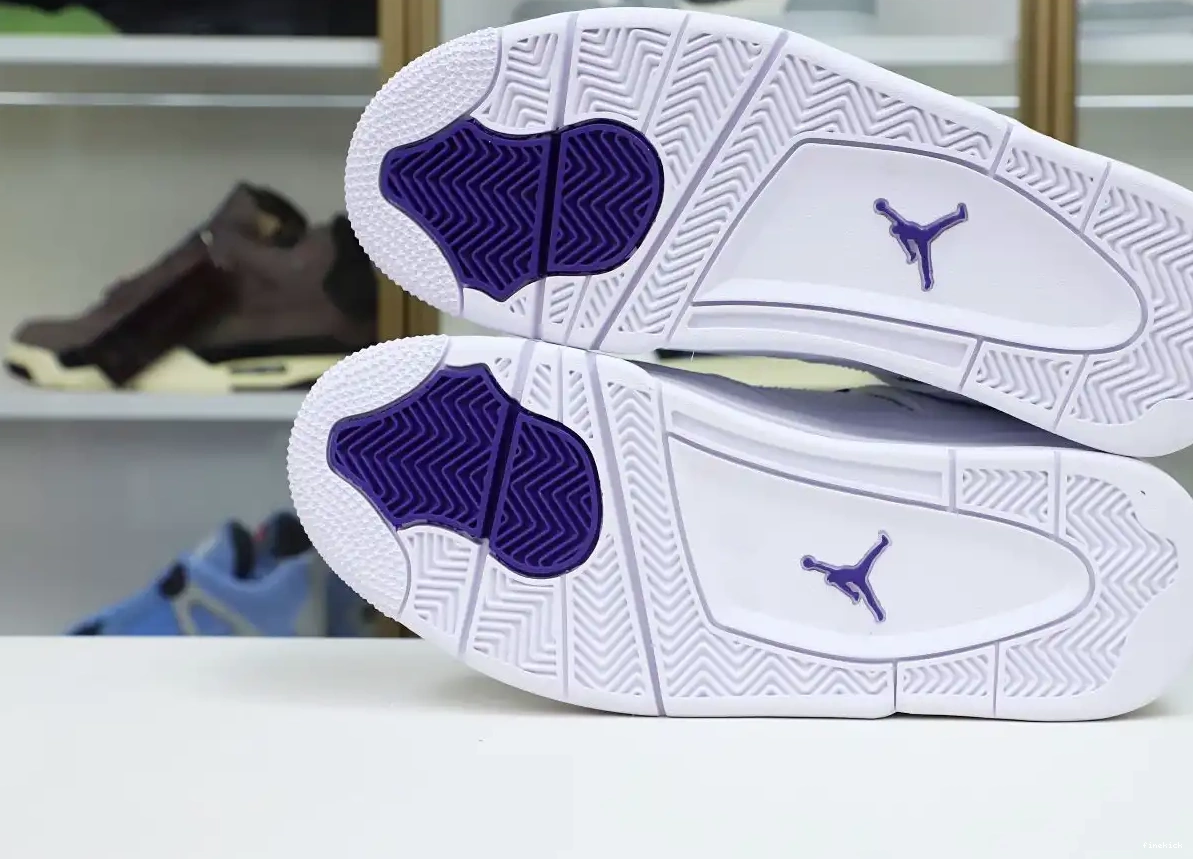 4 JORDAN METALLIC PURPLE AIR 0503